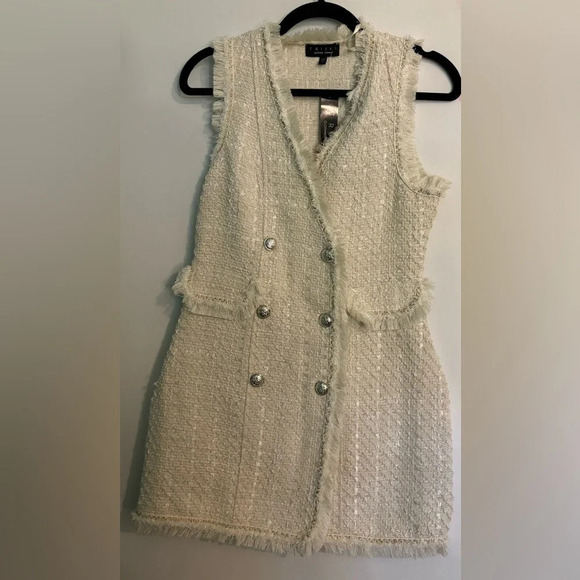 NWT Trixxi Sleeveless Bouclé Button Up Fringed 100% Polyester Mini Dress - Picture 2 of 8